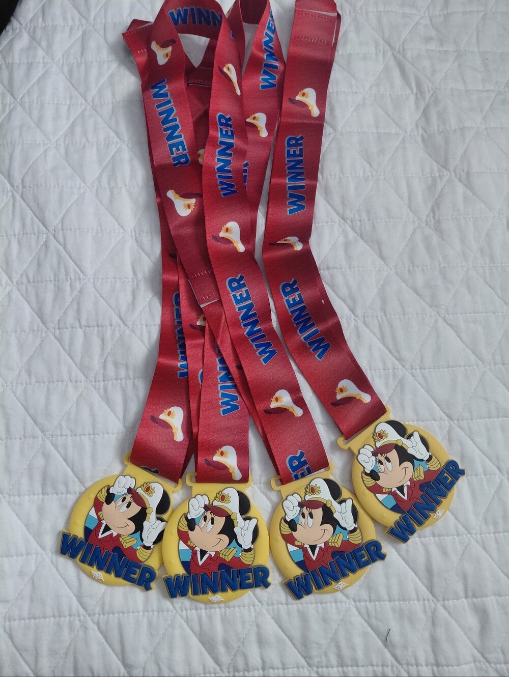 Disney Minnie Mouse Red "Winner" Medal with Blue Ribbon - Pack of 4